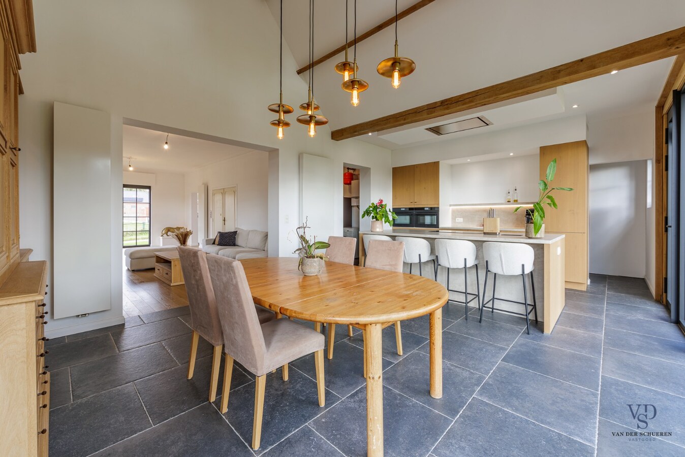 Charmant gerenoveerde villa met karakter en hedendaags comfort 