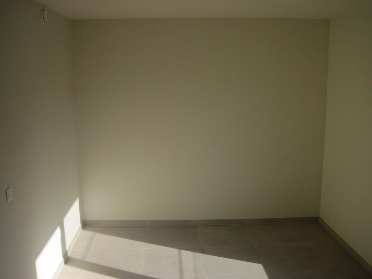 Lichtrijk appartement op de Gaverse Markt. 