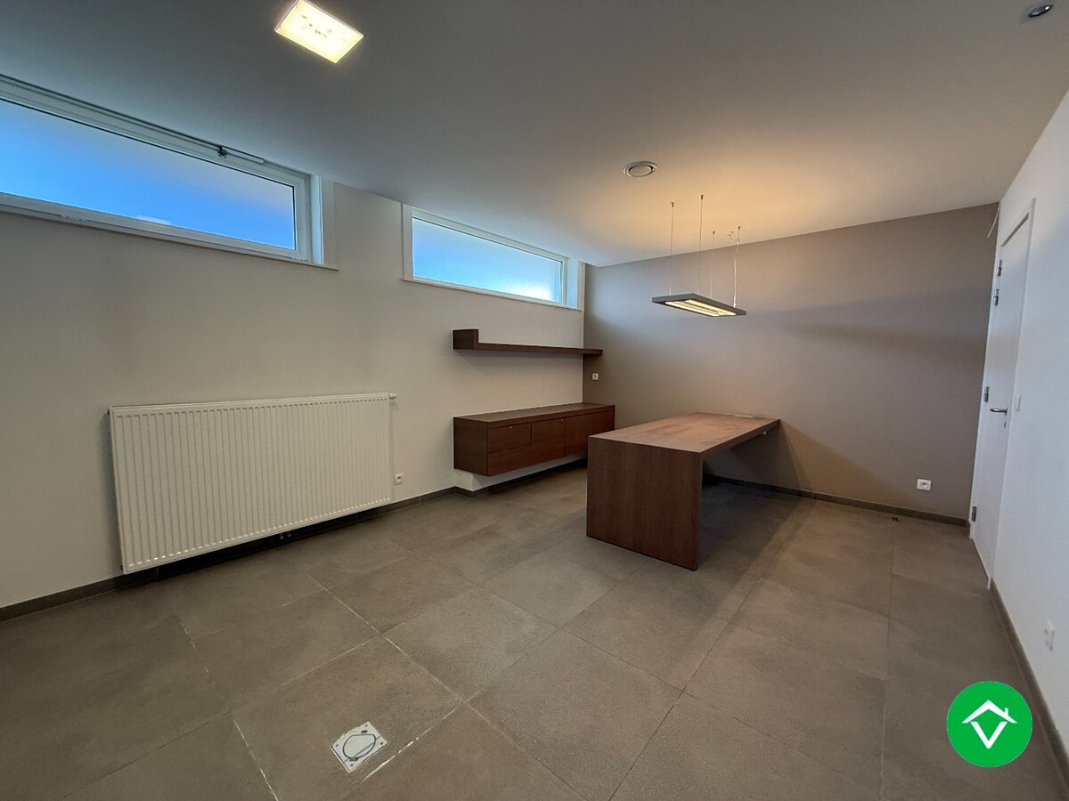 Praktijk/kantoorruimte 20 m² te Gits 