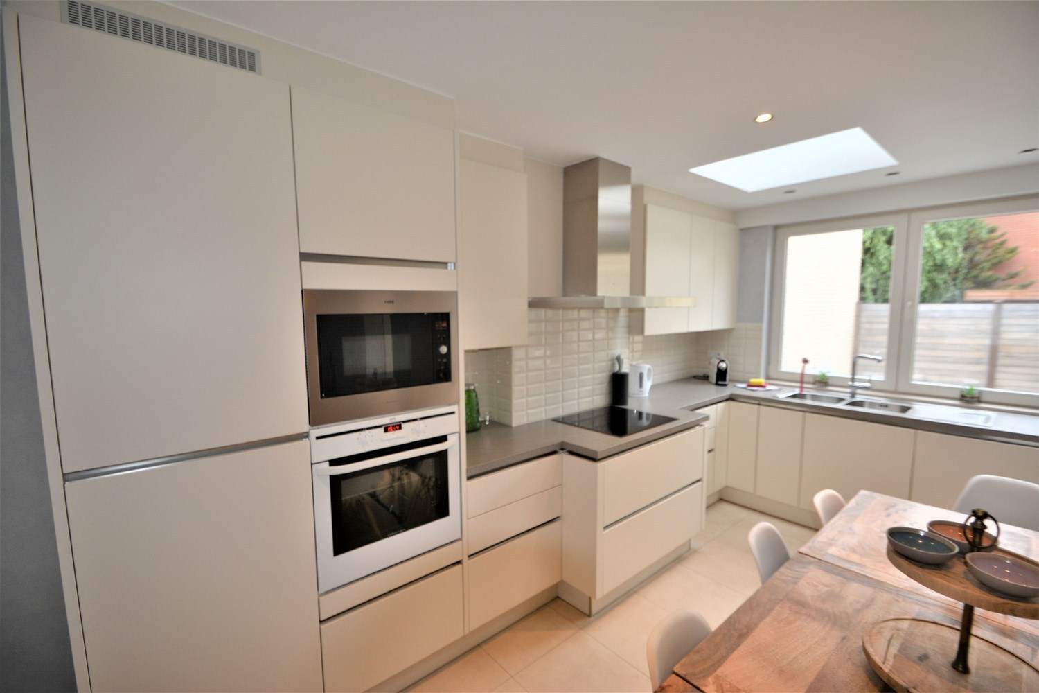 Centraal gelegen woning in het hartje van oud-Knokke nabij het commerciële centrum te Knokke-Heist 