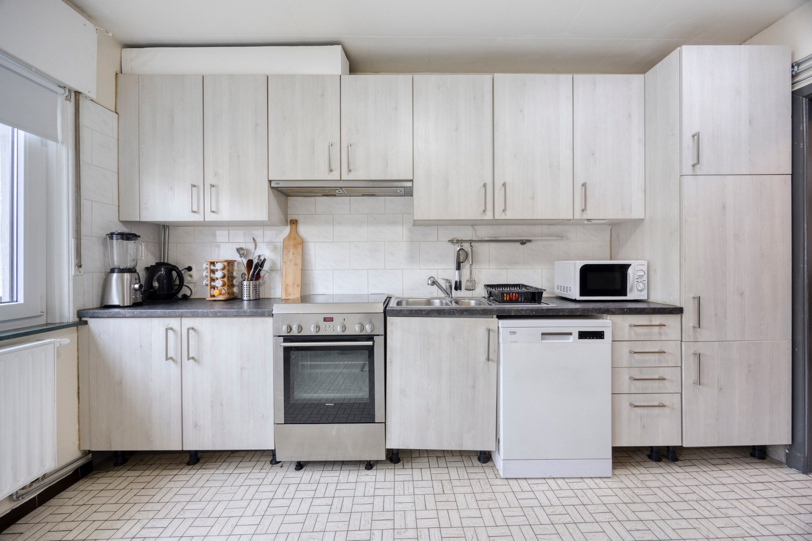 Instapklare woning met 4 slpk en ruime tuin 