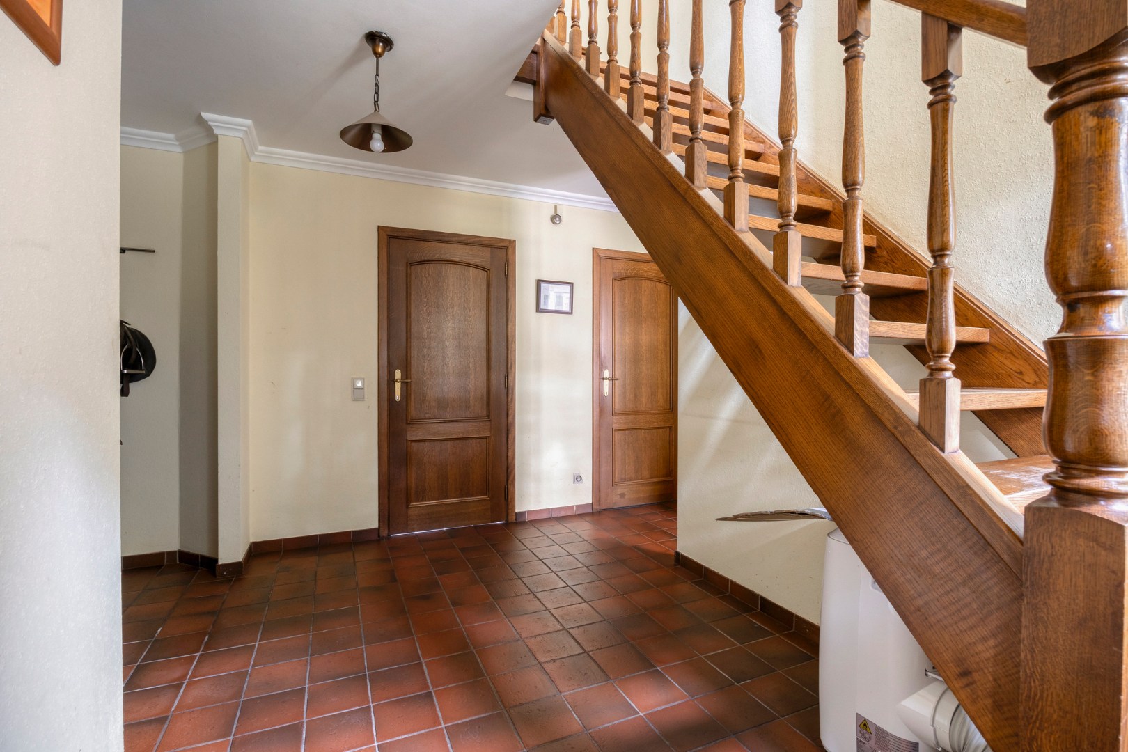 Ruime instapklare woning met 4 slpk. op perceel van 61a 2ca in Mol 