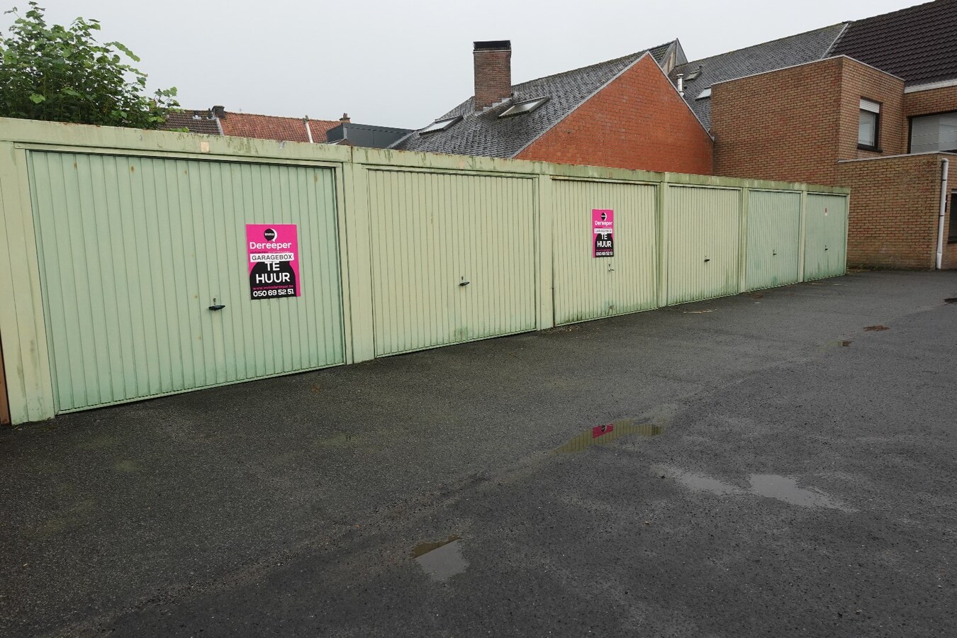 Praktische garagebox te Eernegem 