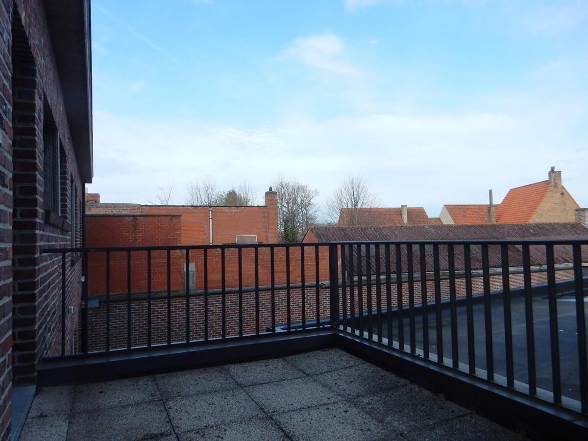 Zéér ruim appartement in centrum Jabbeke 