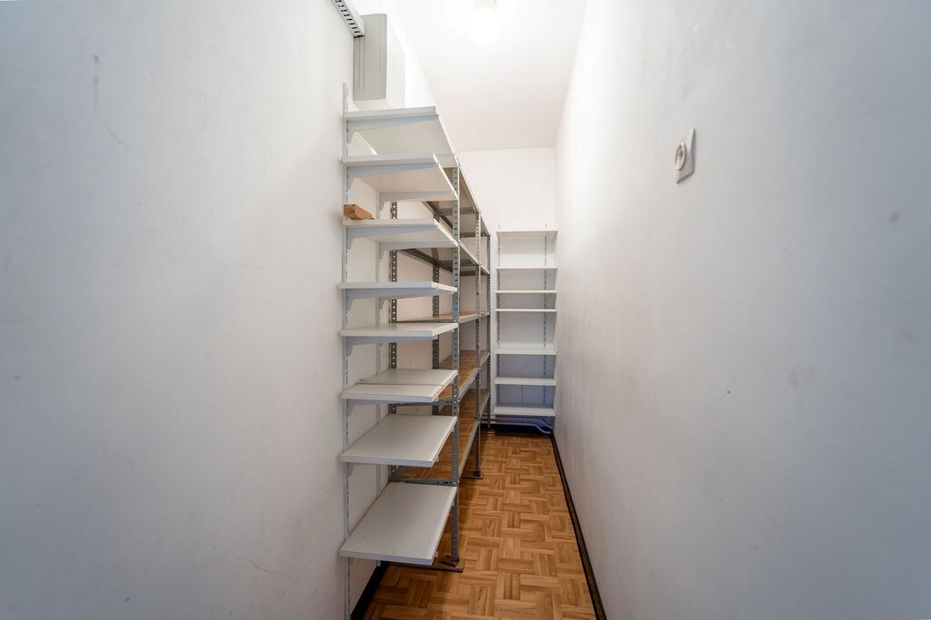 Wonen op de geliefde Erasmuslaan in Hasselt: ruimte, comfort en mogelijkheden 