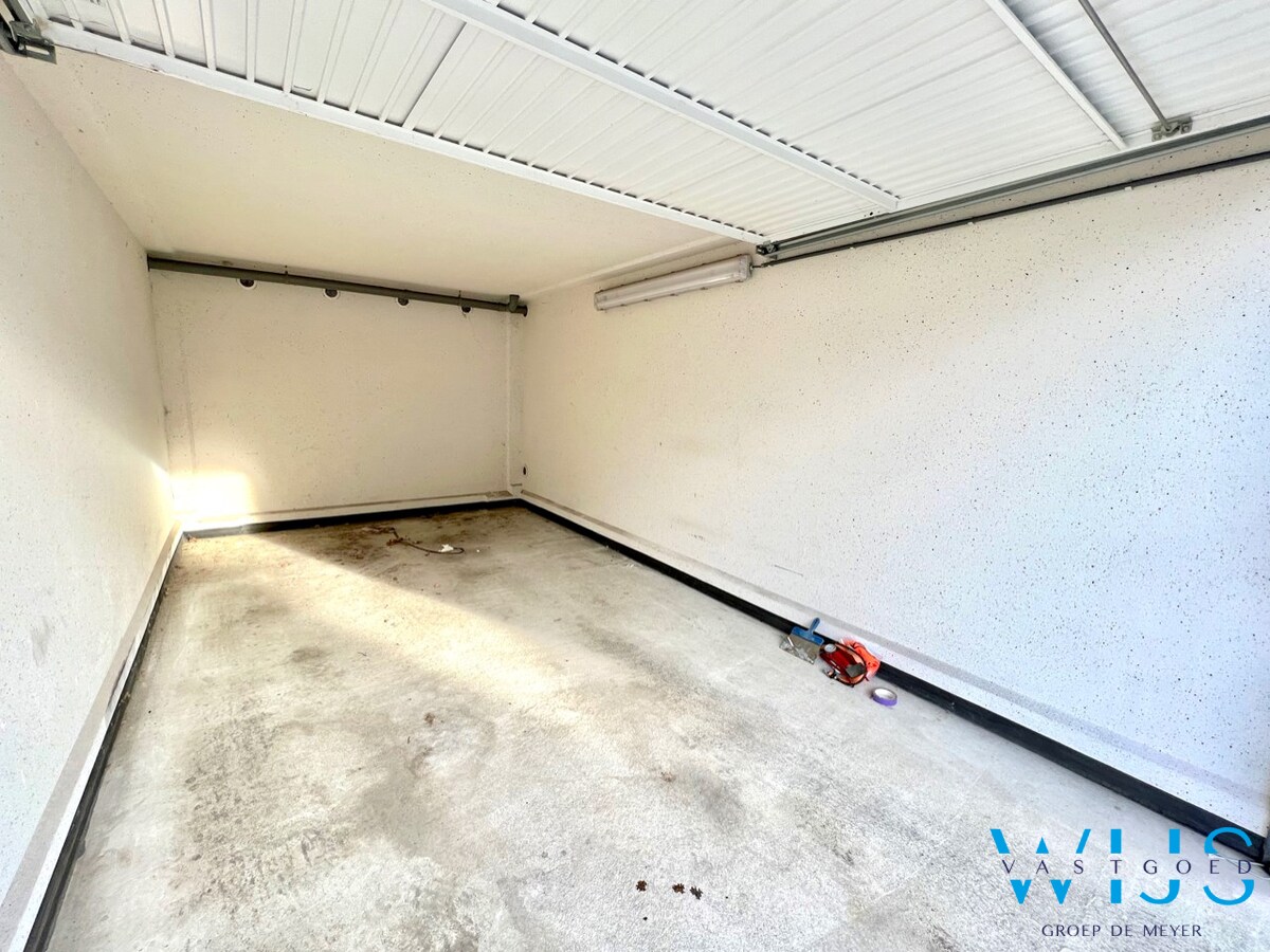 Energiezuinig 2 slaapkamerappartement met garage te Rieme! 