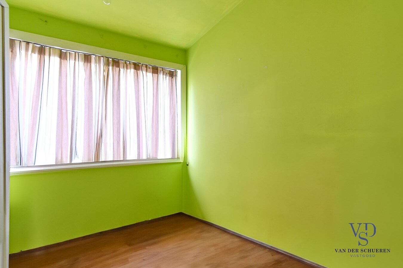 Woning met tuin - te renoveren. 