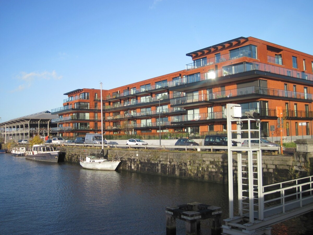 Exclusief design-appartement in hippe buurt ! 