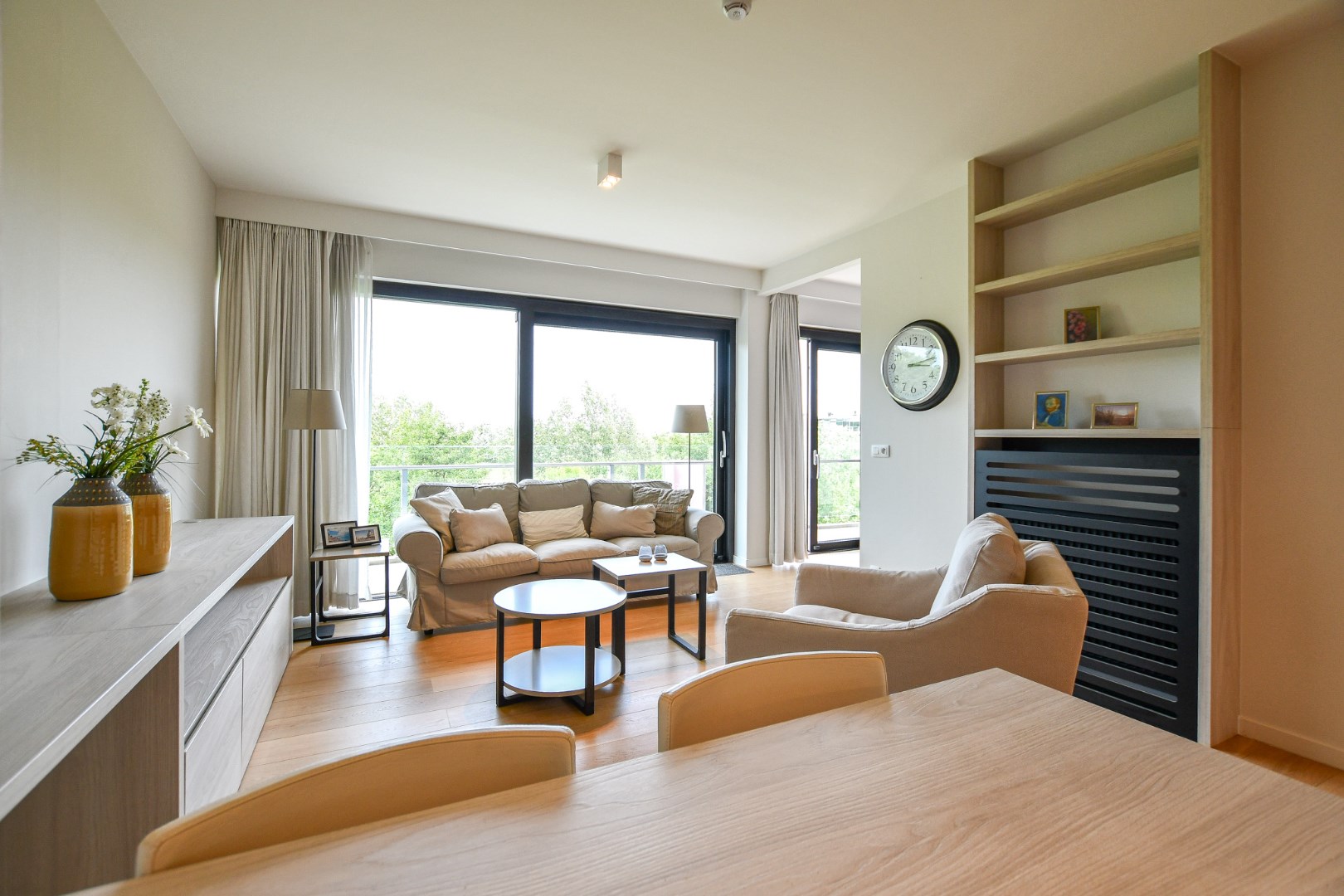 Moderne assistentiewoning met ondergrondse berging en parkeerplaats in De Haan, vlakbij strand, duinen en zee 