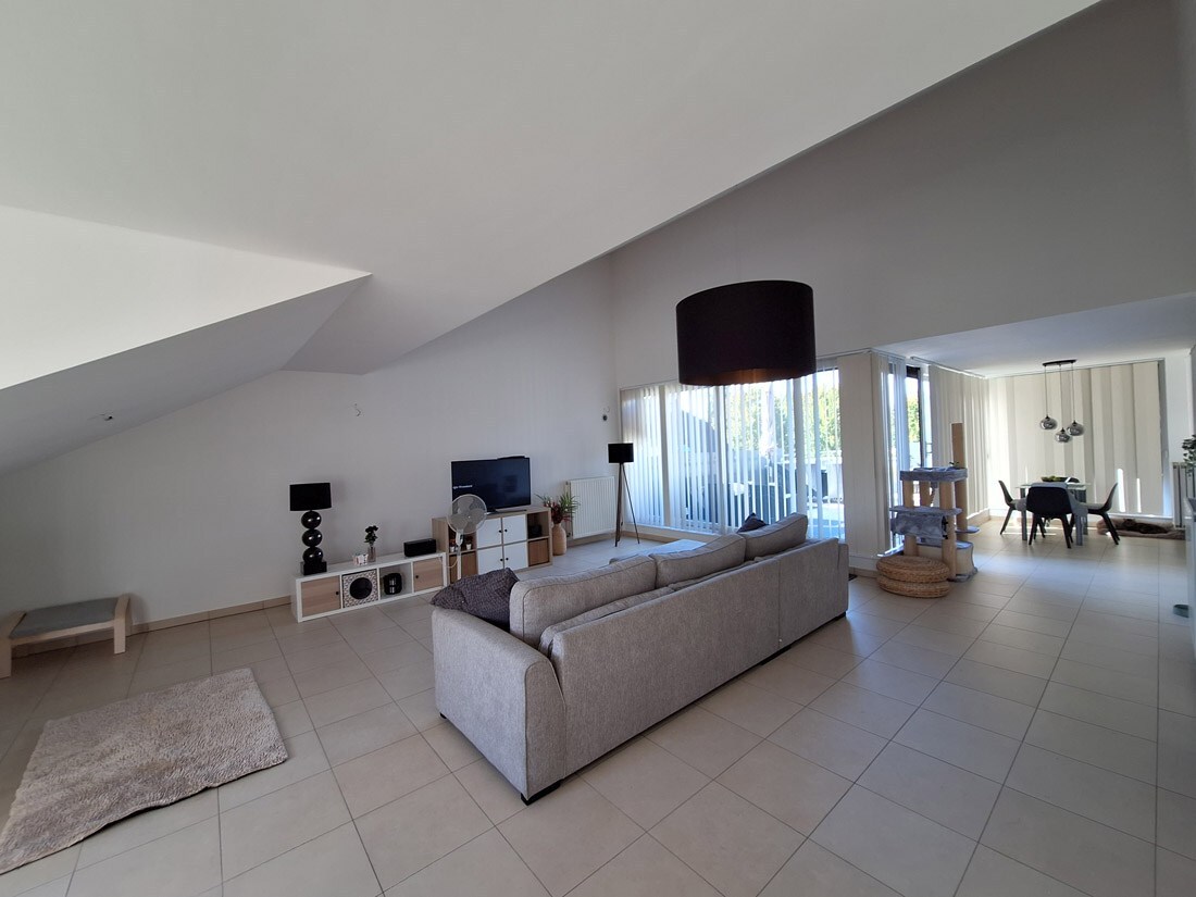 Penthouse aan de Beringse stadsrand 