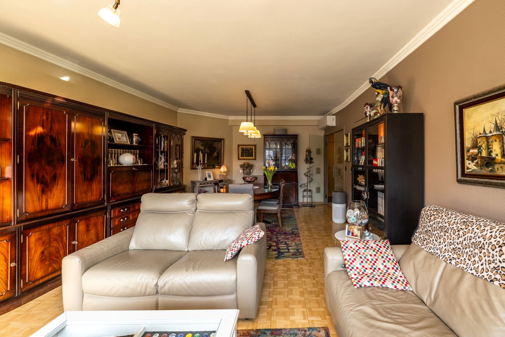 Appartement met twee slaapkamers, ruim terras en uniek parkzicht 