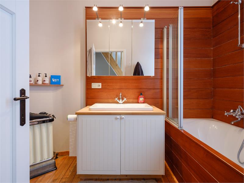 Uniek gerenoveerde woning in levendige buurt 