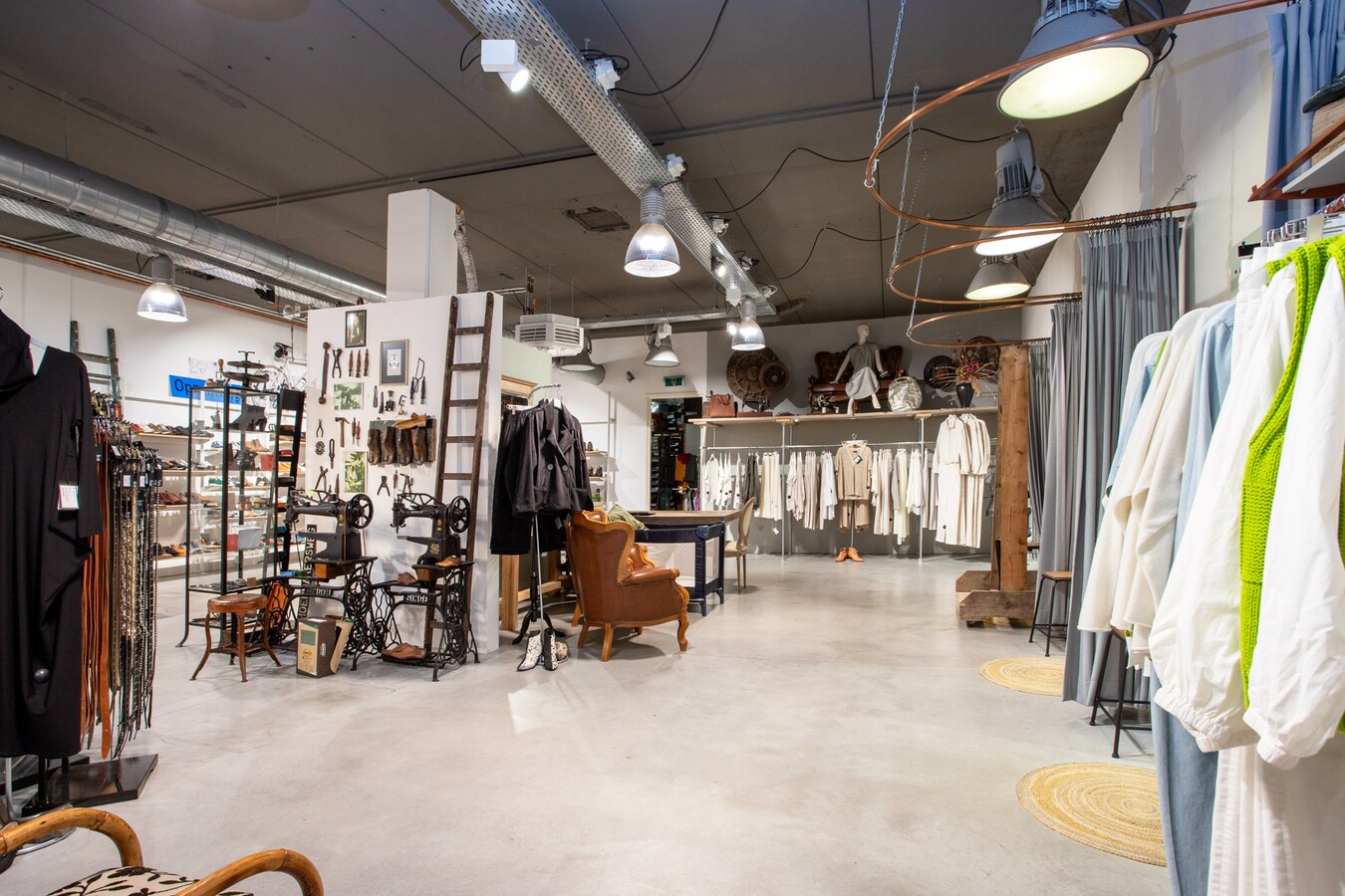 Beleggingsobject in verhuurde staat – winkel-/horecaruimte in centrum Bladel 