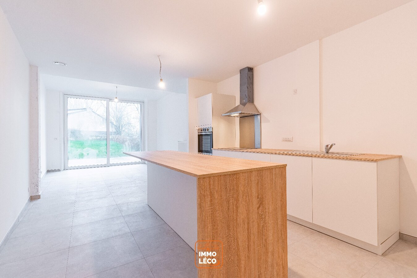 Appartement neuf 1 chambre avec jardin privatif et emplacement de parking, COUP DE CŒUR ! 