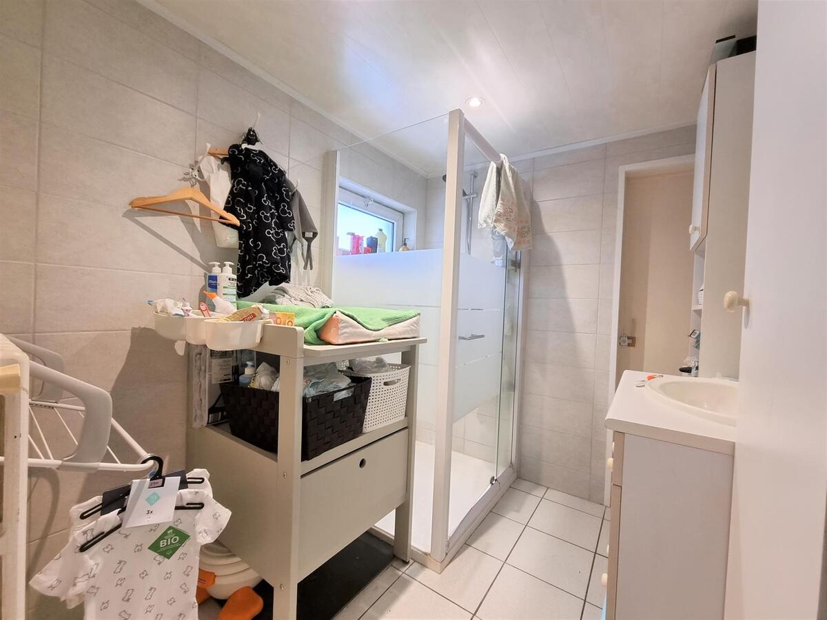 Goed gelegen gezinswoning - Heist 