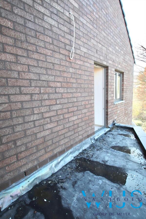 Duplexappartement met 4 slaapkamers &amp; zonneterras te Ertvelde! 