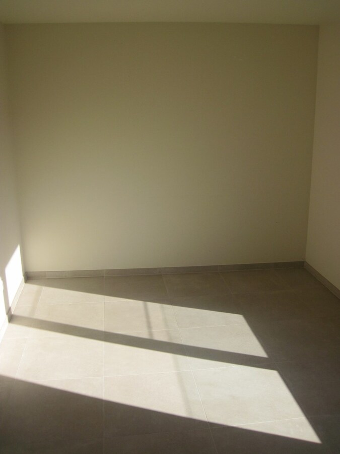 Lichtrijk appartement op de Gaverse Markt. 