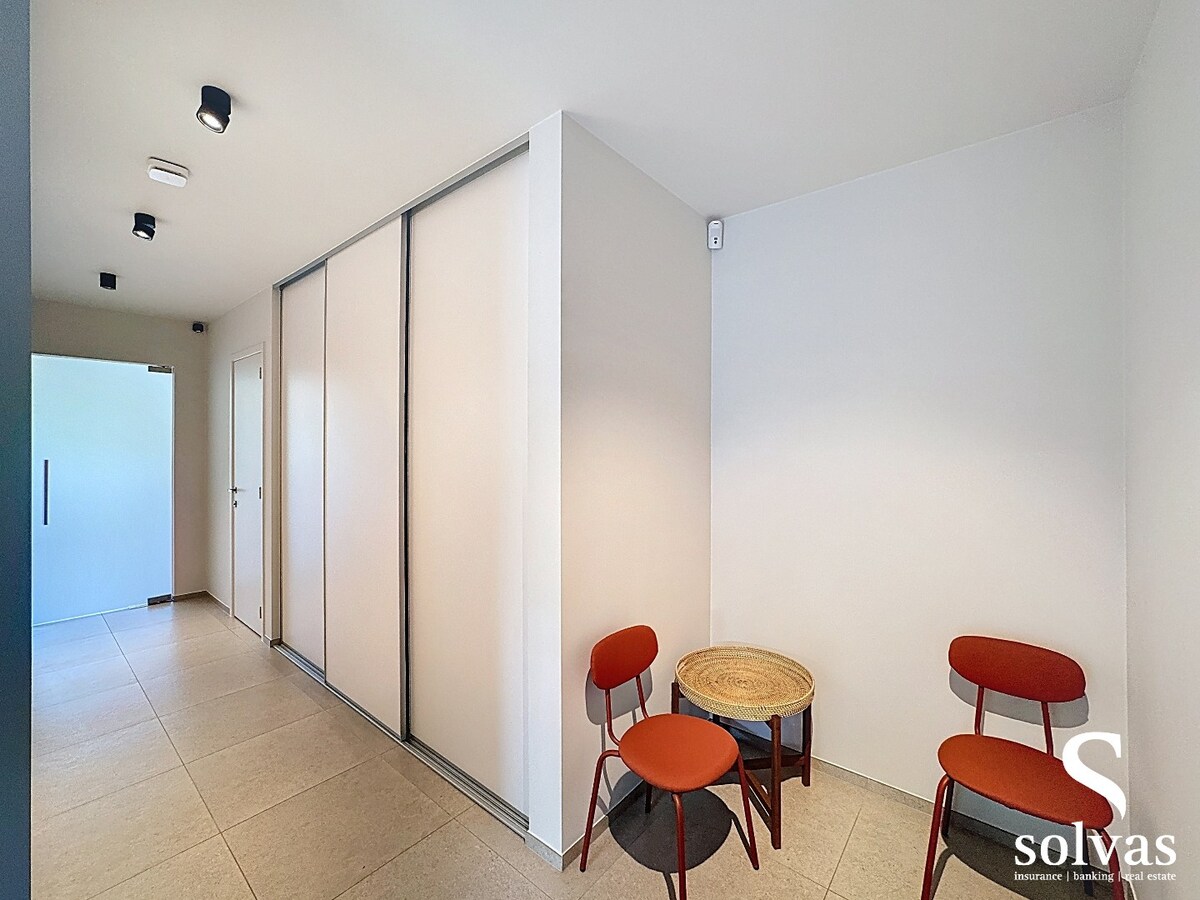 Kantoorruimte 31m² in Zomergem 