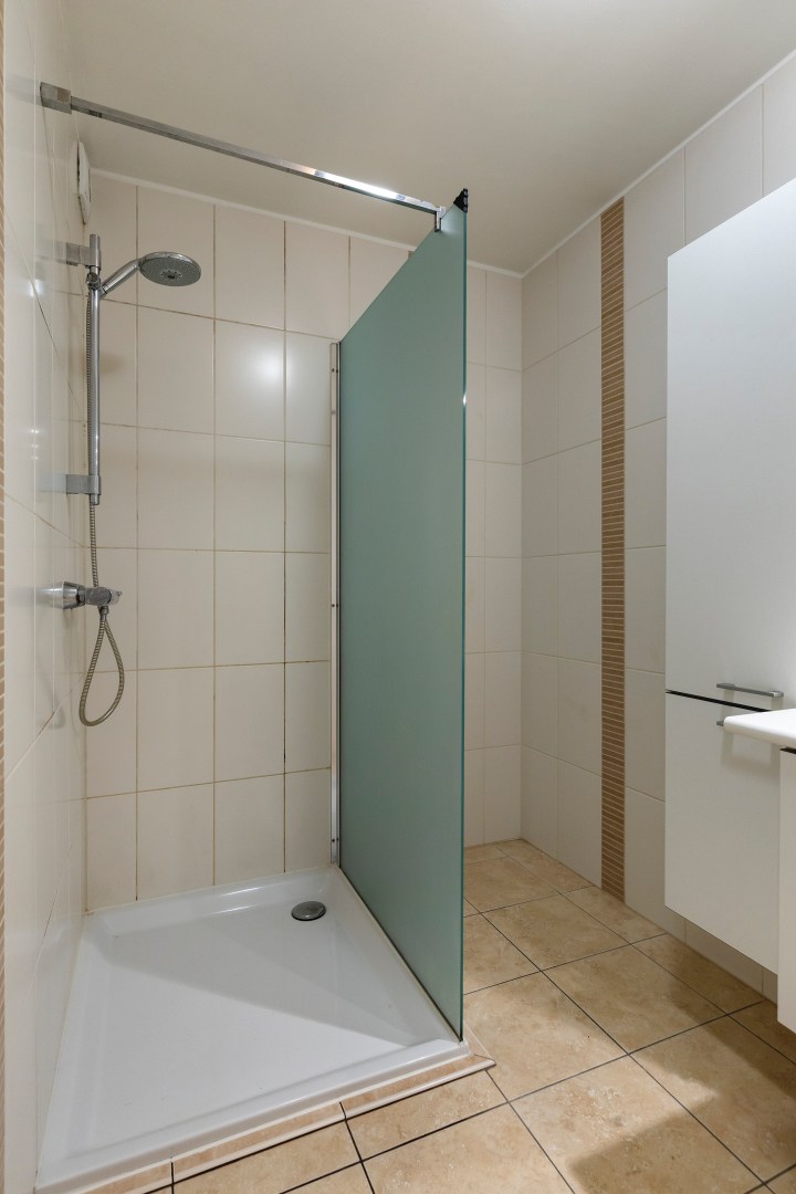 Instapklaar gelijkvloers appartement met tuin in het centrum van Geel 