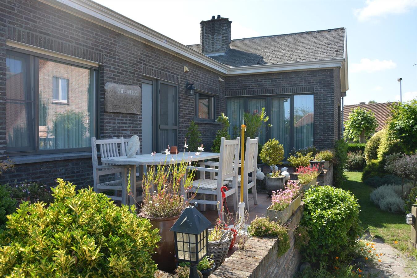 Unieke bungalowvilla met grote tuin 