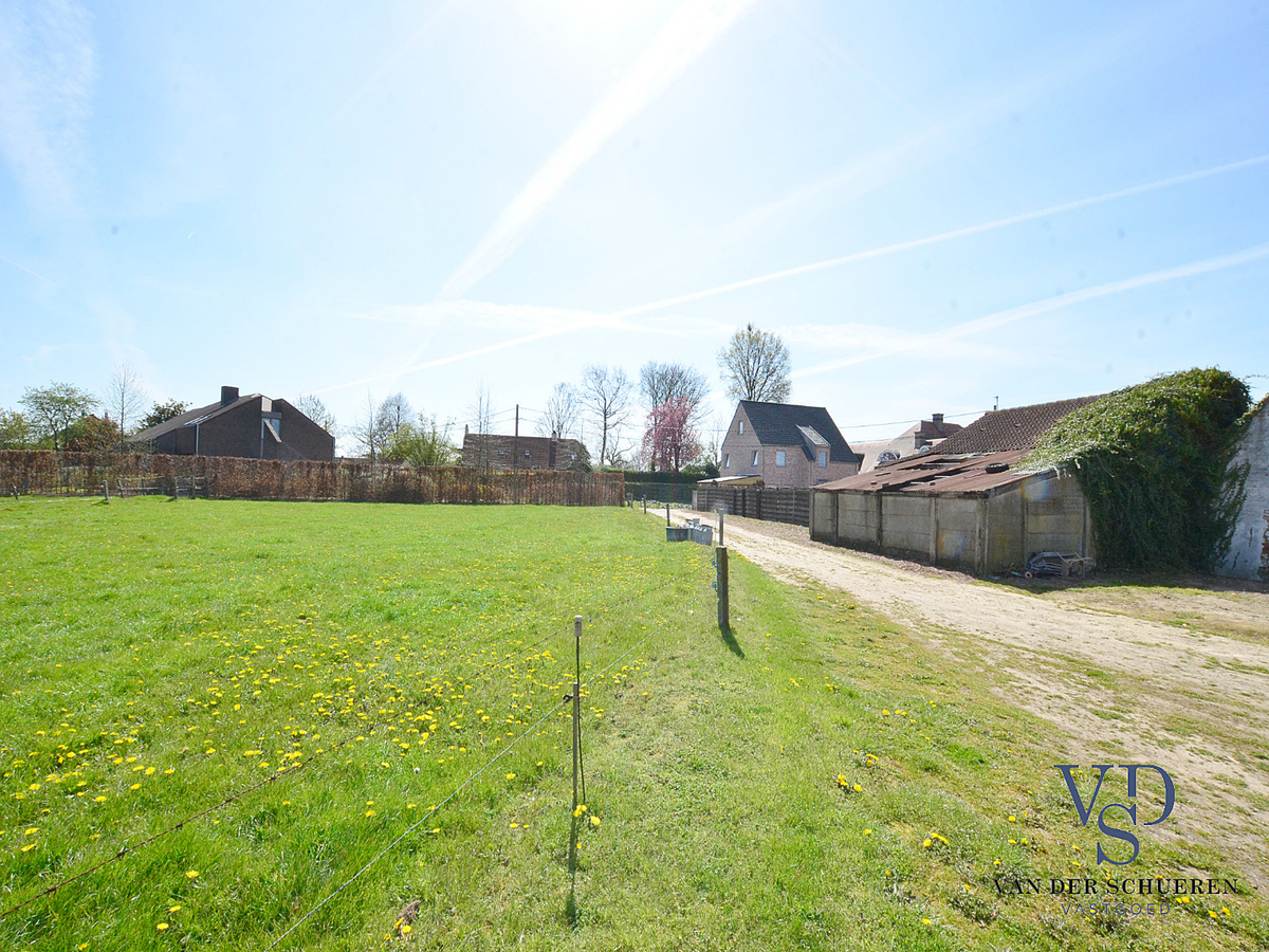 Uitzonderlijke bouwgrond in Dikkelvenne. 