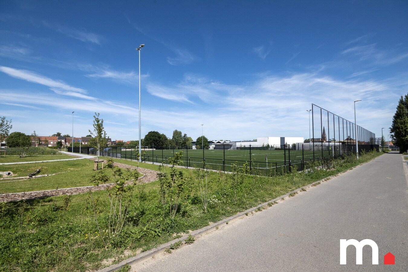 Woning te Lauwe nabij het centrum met uitweg! 