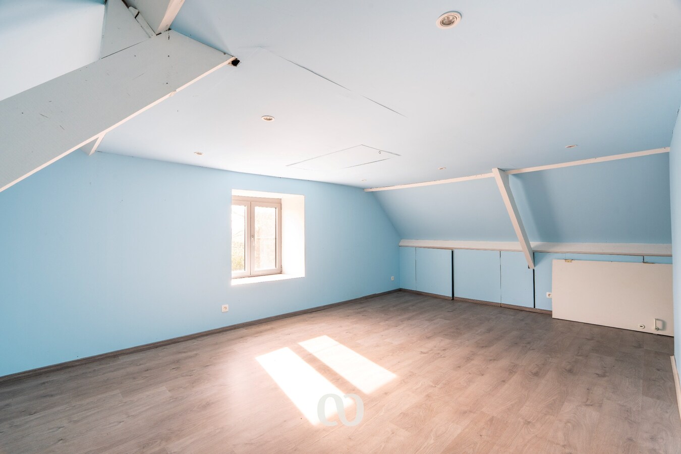 Te renoveren woning met uitstekende verbinding nabij Gent 