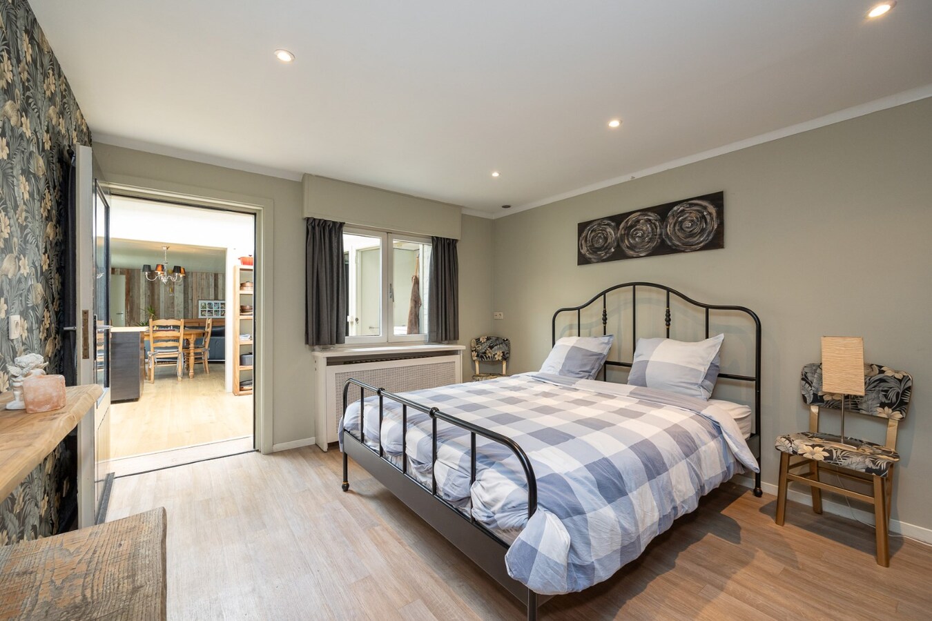 Karaktervolle hoeve op 945 meter-kangoeroewoning mogelijk 