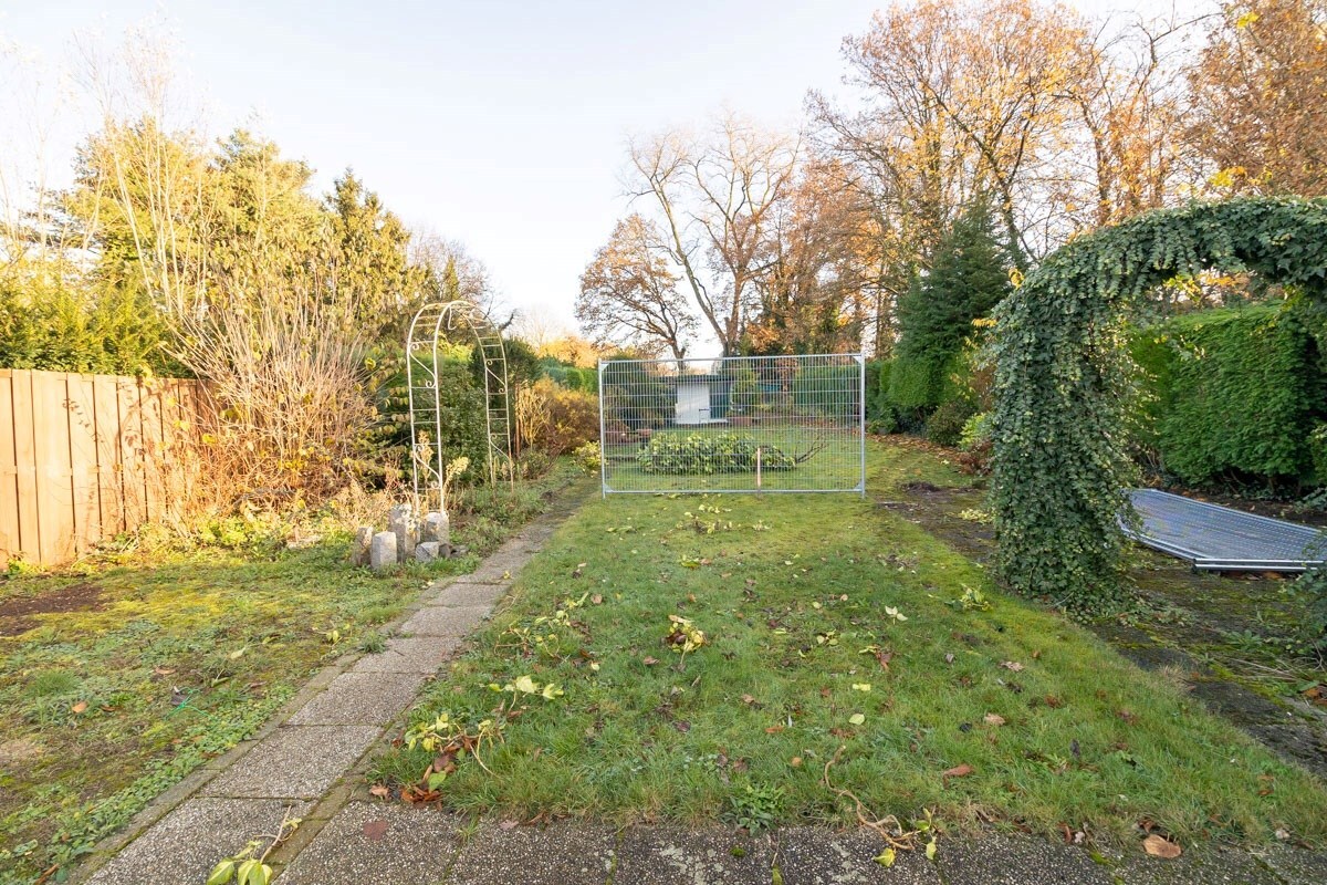 Ruime woning met veel mogelijkheden gelegen te Boekt 