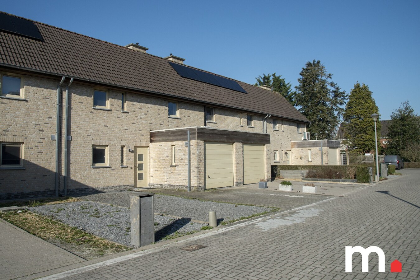 Instapklare gezinswoning in rustige verkaveling te Heule ! 