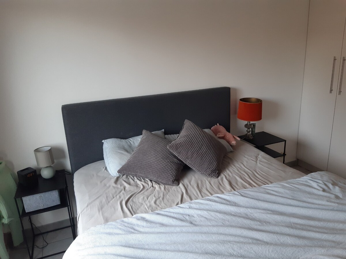 Aangenaam 1-slp-appartement met ruim terras. 