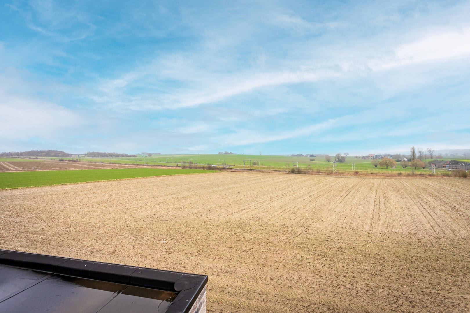 Duplex 3 slpk, terras en 2 autostaanplaatsen 