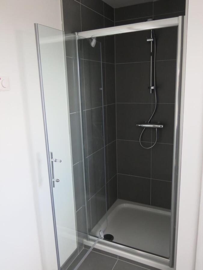 Ruime nieuwbouwwoning met zongerichte tuin en 3 slaapkamers 