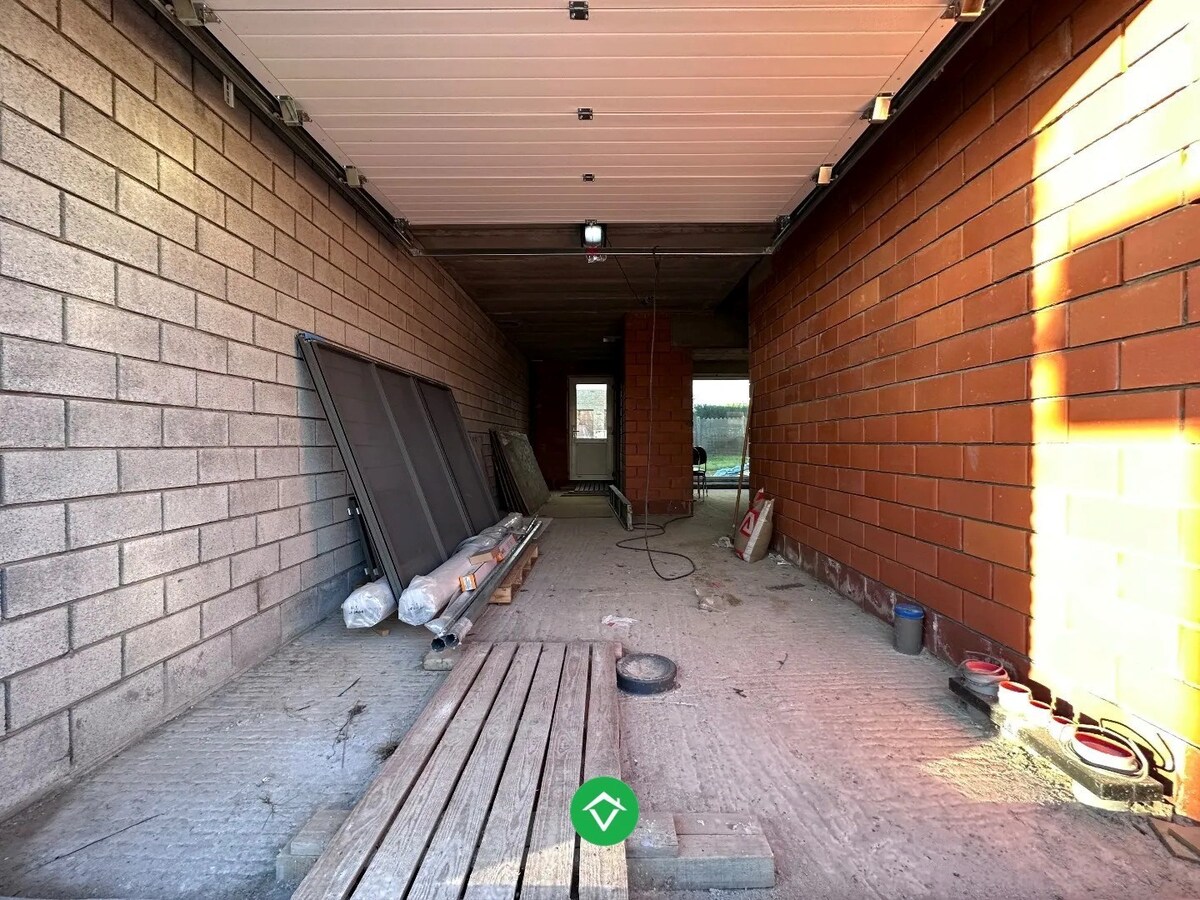 Nieuwbouwwoning met 3 slaapkamers te Houtem 