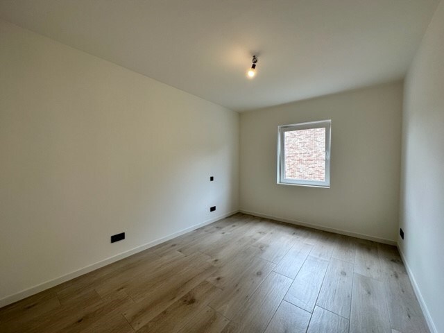 Comfortabele, hoog afgewerkte en energiezuinige nieuwbouwwoning gelegen in een rustige omgeving in Neeroeteren. 