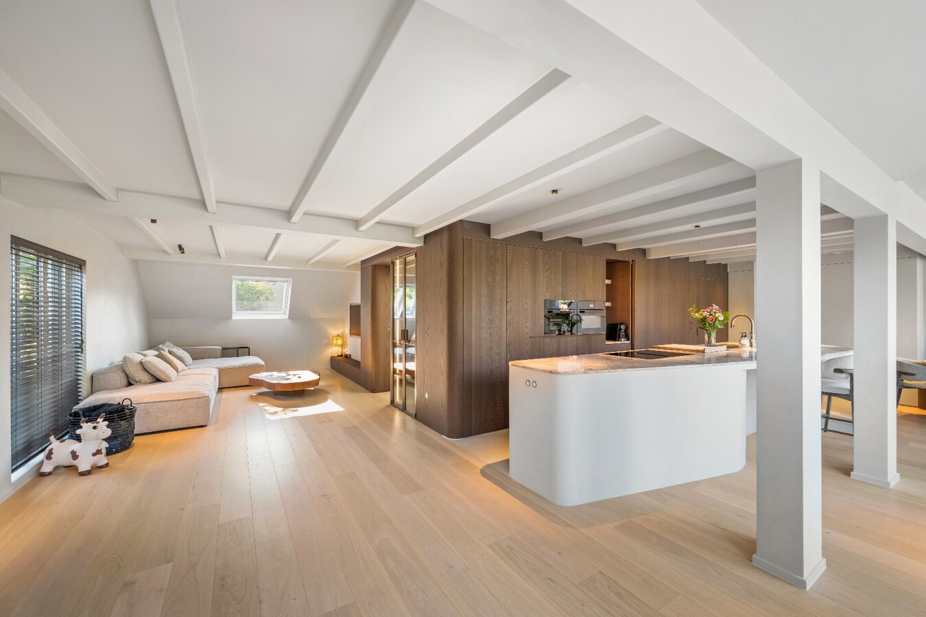 Exclusief gerenoveerde villa in een rustige doodlopende straat nabij het centrum van Knokke 