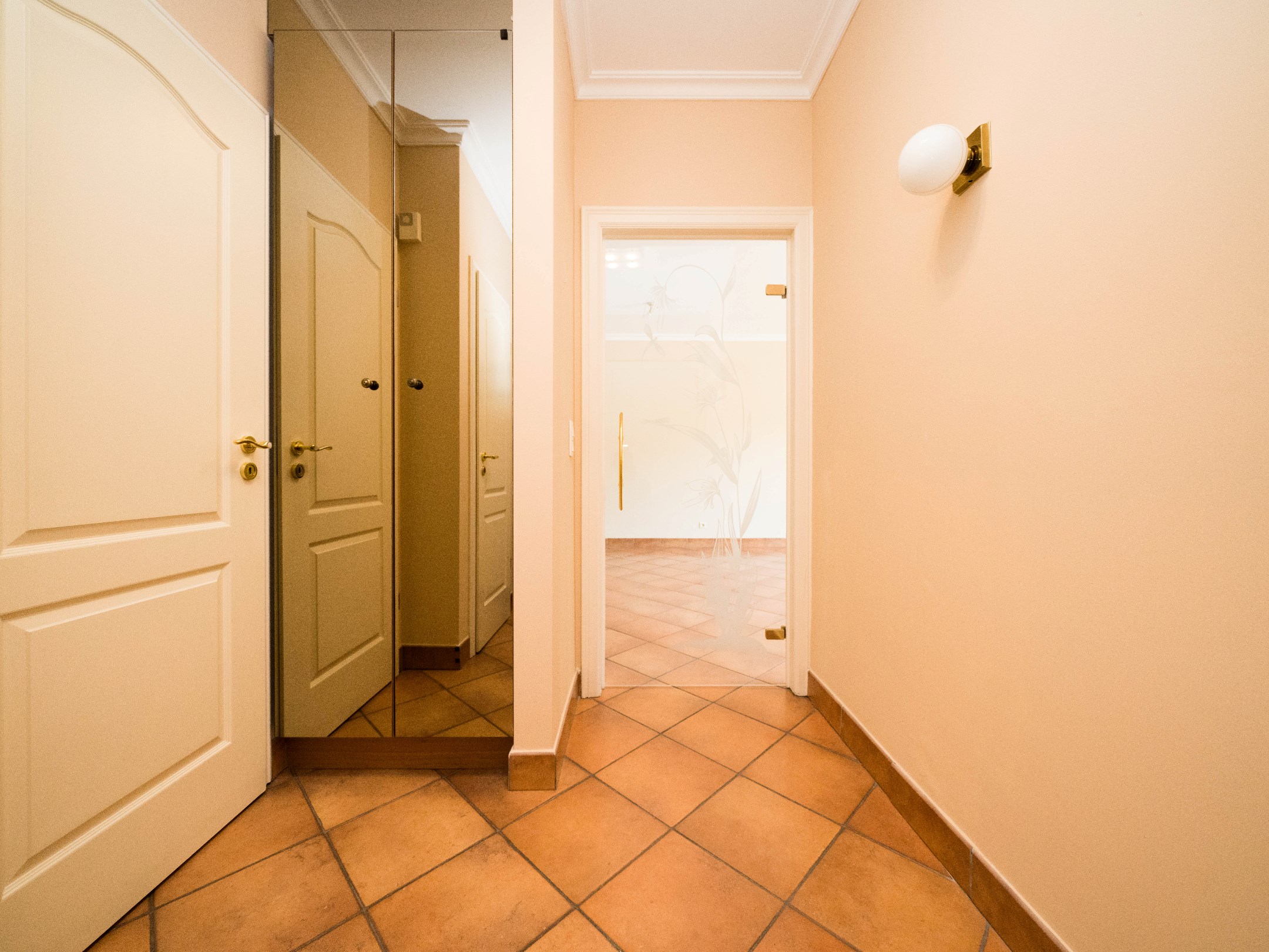 Luxueus appartement in centrum Groot-Bijgaarden 