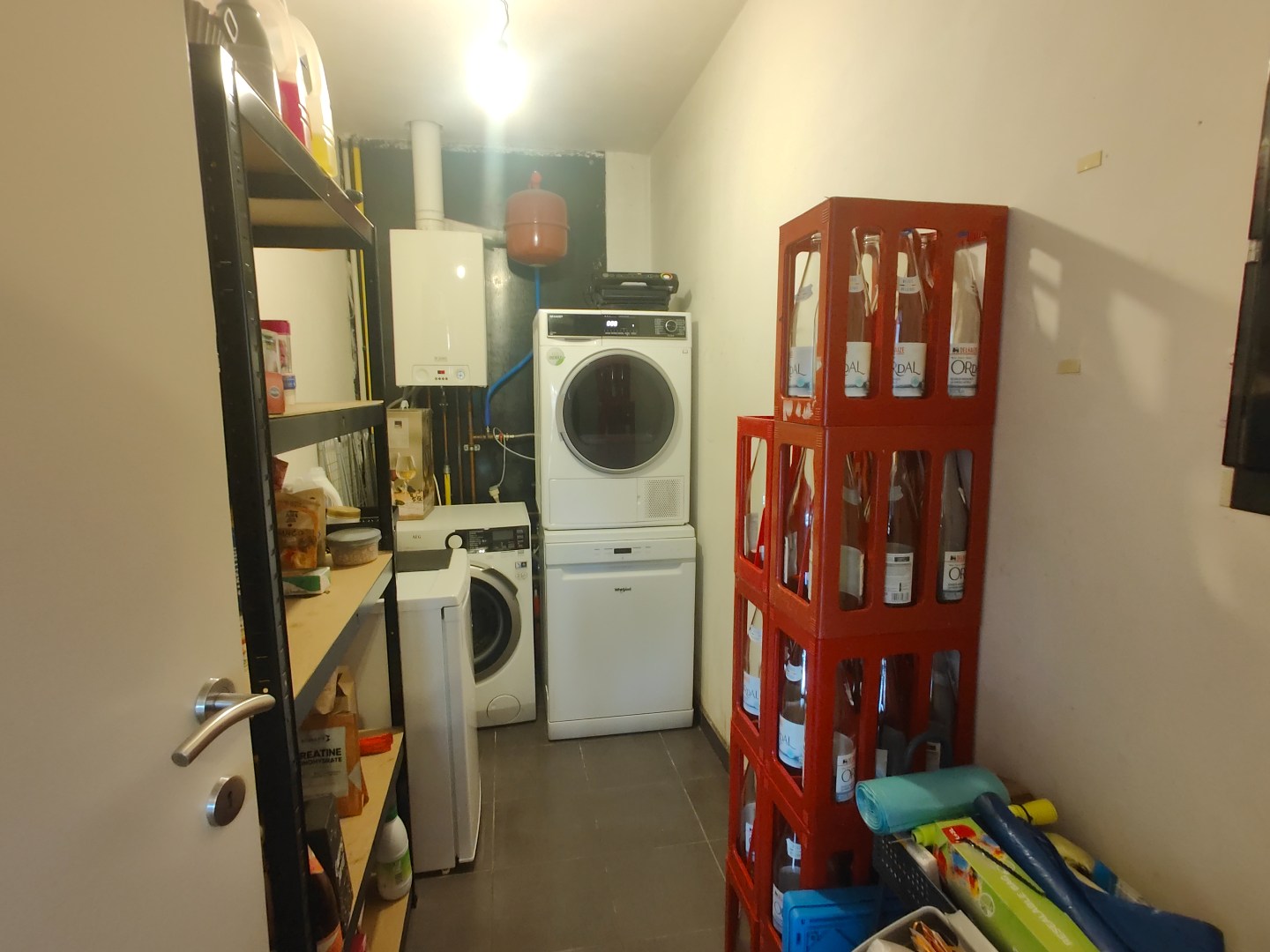 Verzorgd appartement met 2 slaapkamers en garage 