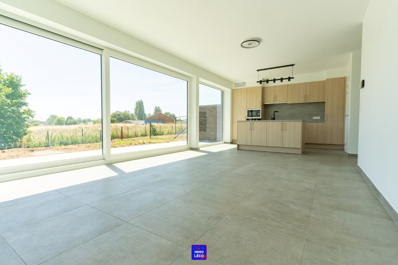 Appartement neuf rez-de-chaussée avec jardin et parking 2 voitures, TOP SECTEUR ! 