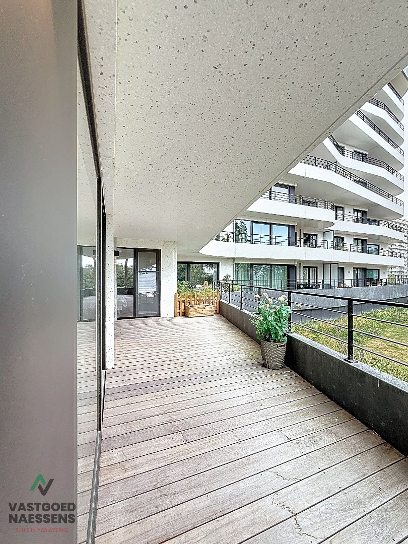 SCHITTEREND 2 SLPK AP - RIANT TERRAS - ZICHT OP GOLF 