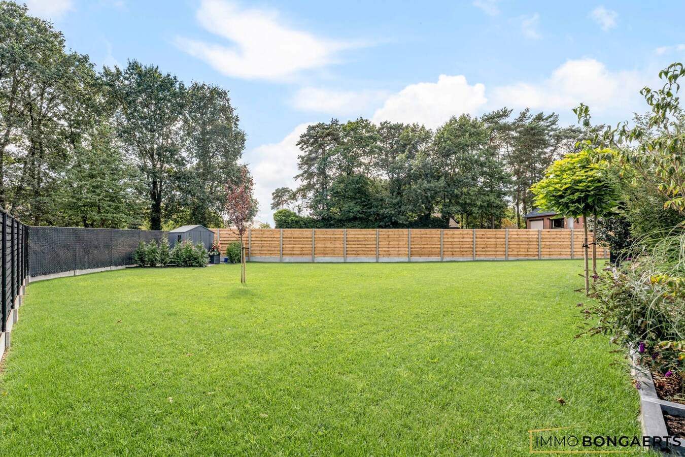 Gelijkvloerse woning op rustige locatie 