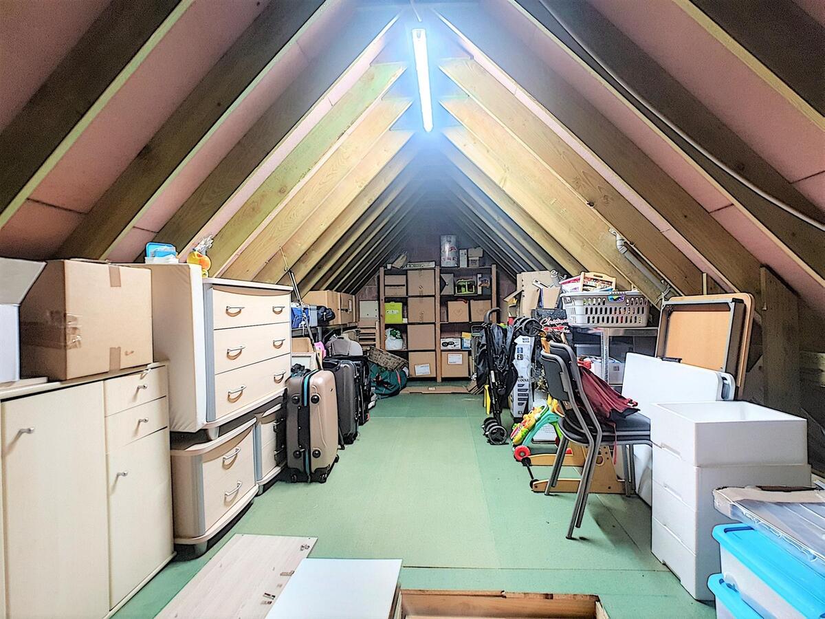 Recente halfopenbebouwing met 4 slaapkamers - Moerkerke 