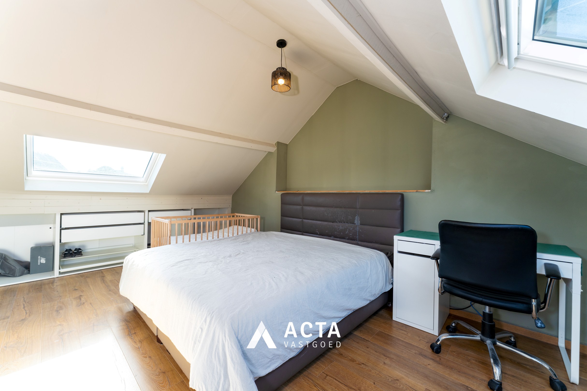 Instapklare woning met 2 slaapkamers te Stene 