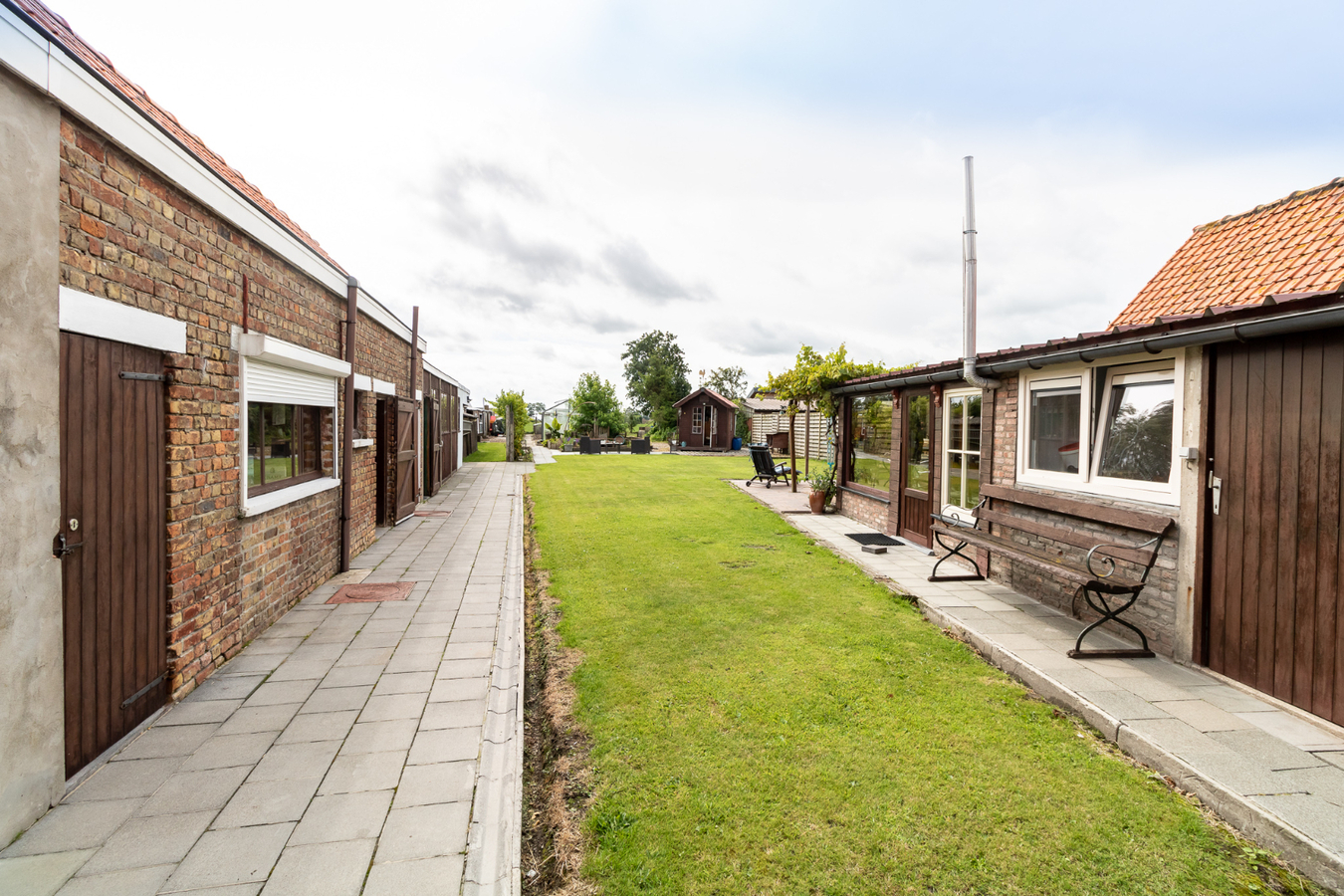 Woning met 4 slaapkamers op 1273 m² te Koekelare 