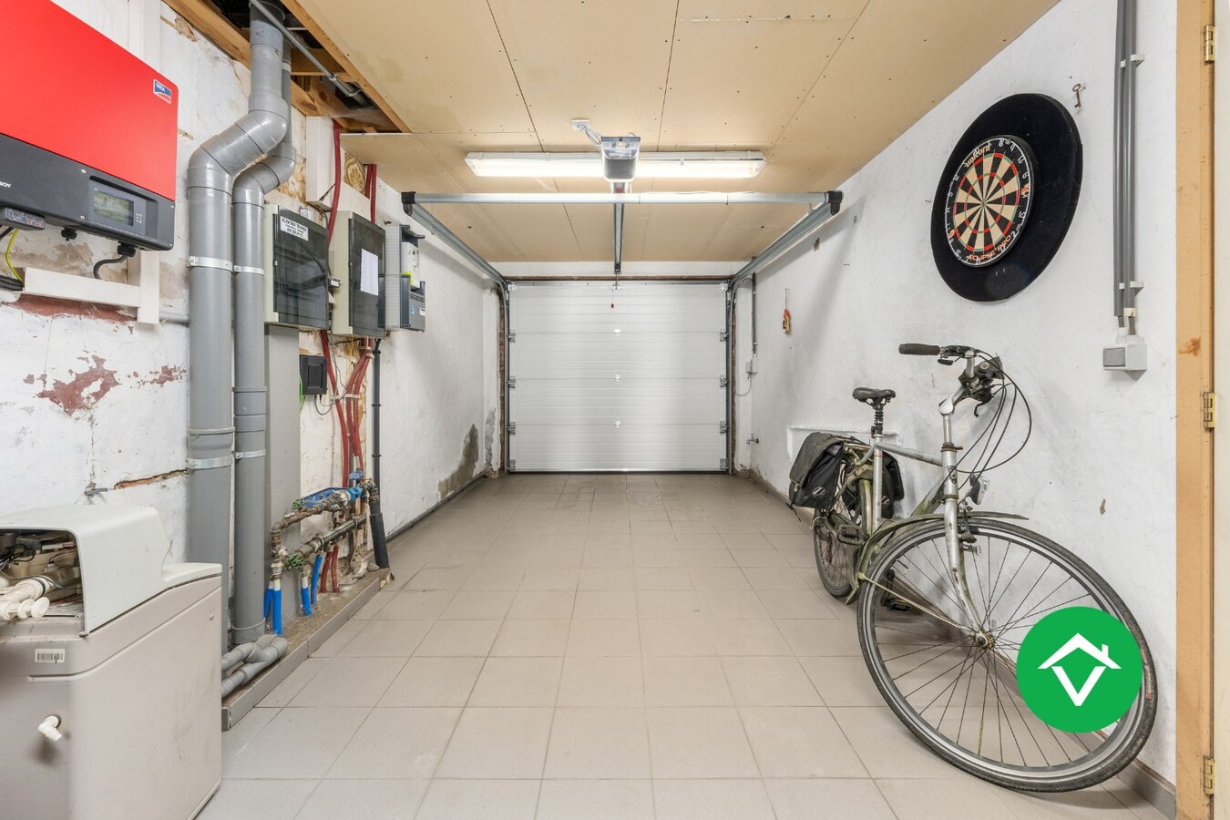 Instapklare woning met 4 slaapkamers en garage te Koekelare 