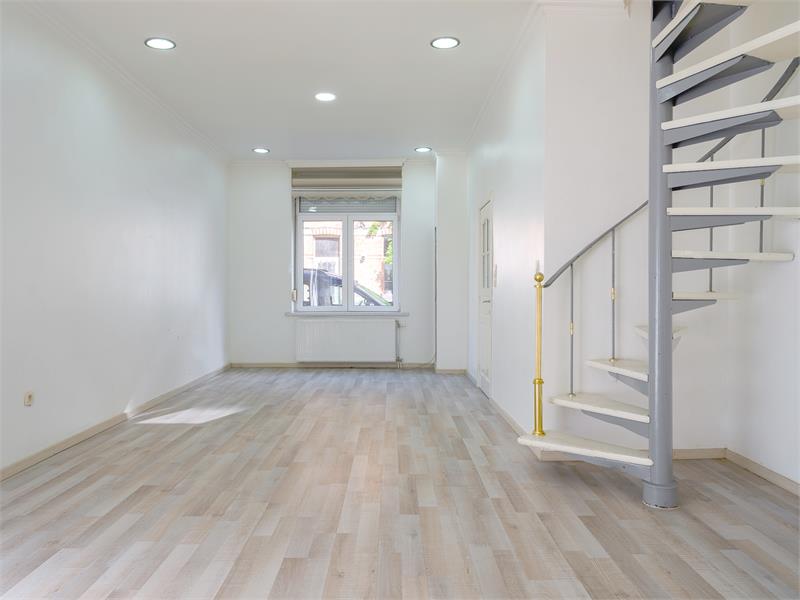 Rijhuis in groene omgeving Sint-Amandsberg 