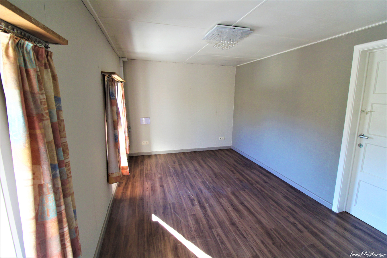 Maison à rénover (1900-1950) avec annexes et prés sur plus de 60a à Geetbets (Brabant Flamand) 