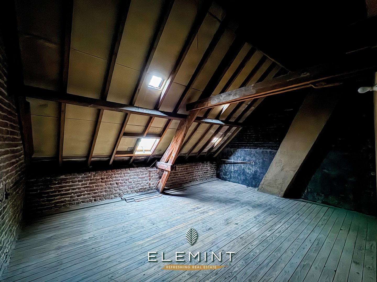 Te renoveren woning in het centrum van Heule op een perceel van 290 m² 