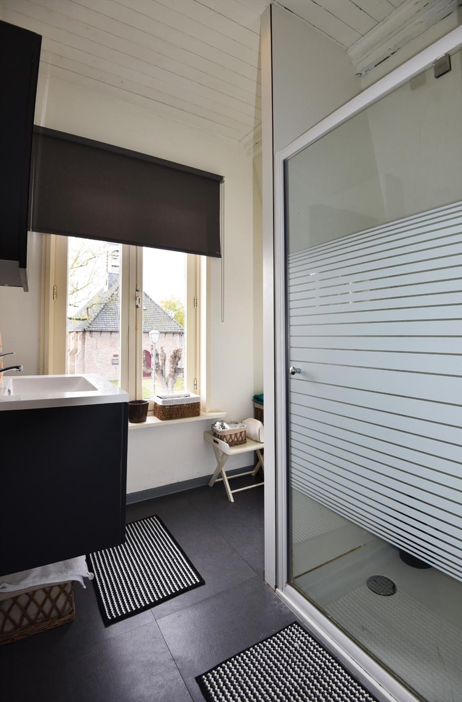 Gerenoveerde charmante woning met 3 slpks en tuin te Waterlandkerkje NL 