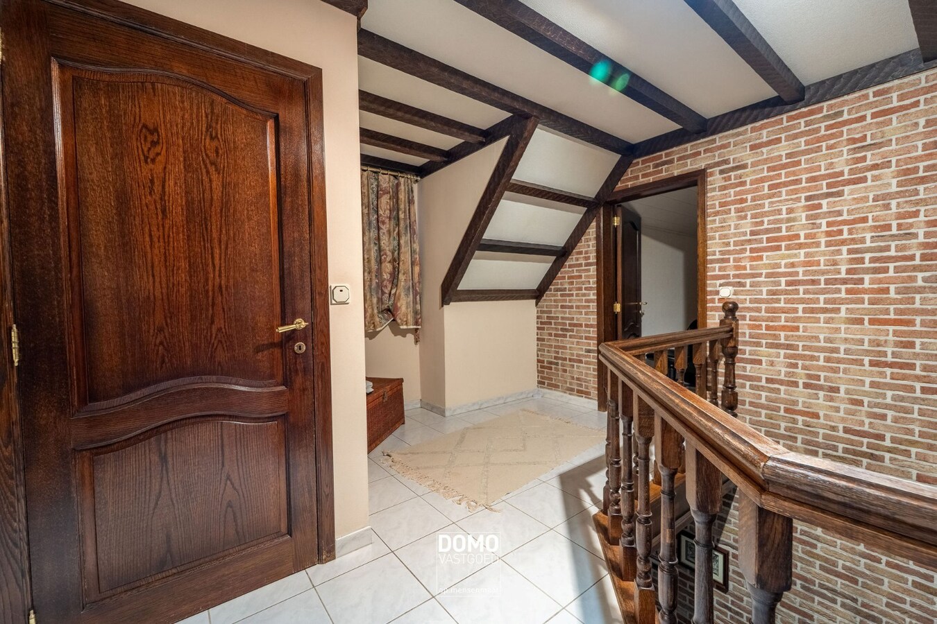 Instapklare en goed onderhouden gezinswoning te koop - EPC: D - Bewoonbare oppervlakte: 208m² 